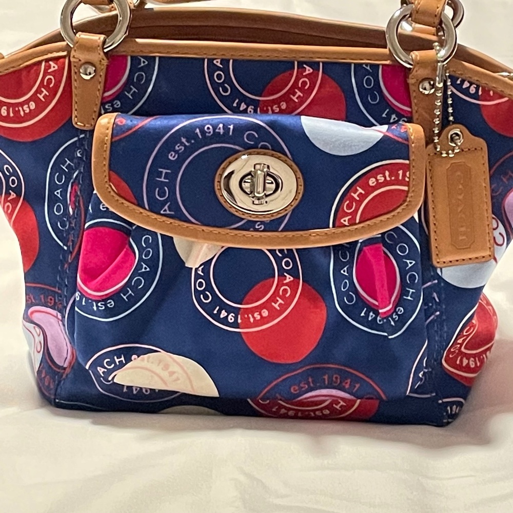 Coach Leah Tote handbag Purse Red White Blue Polka Dot with Outer Pockets